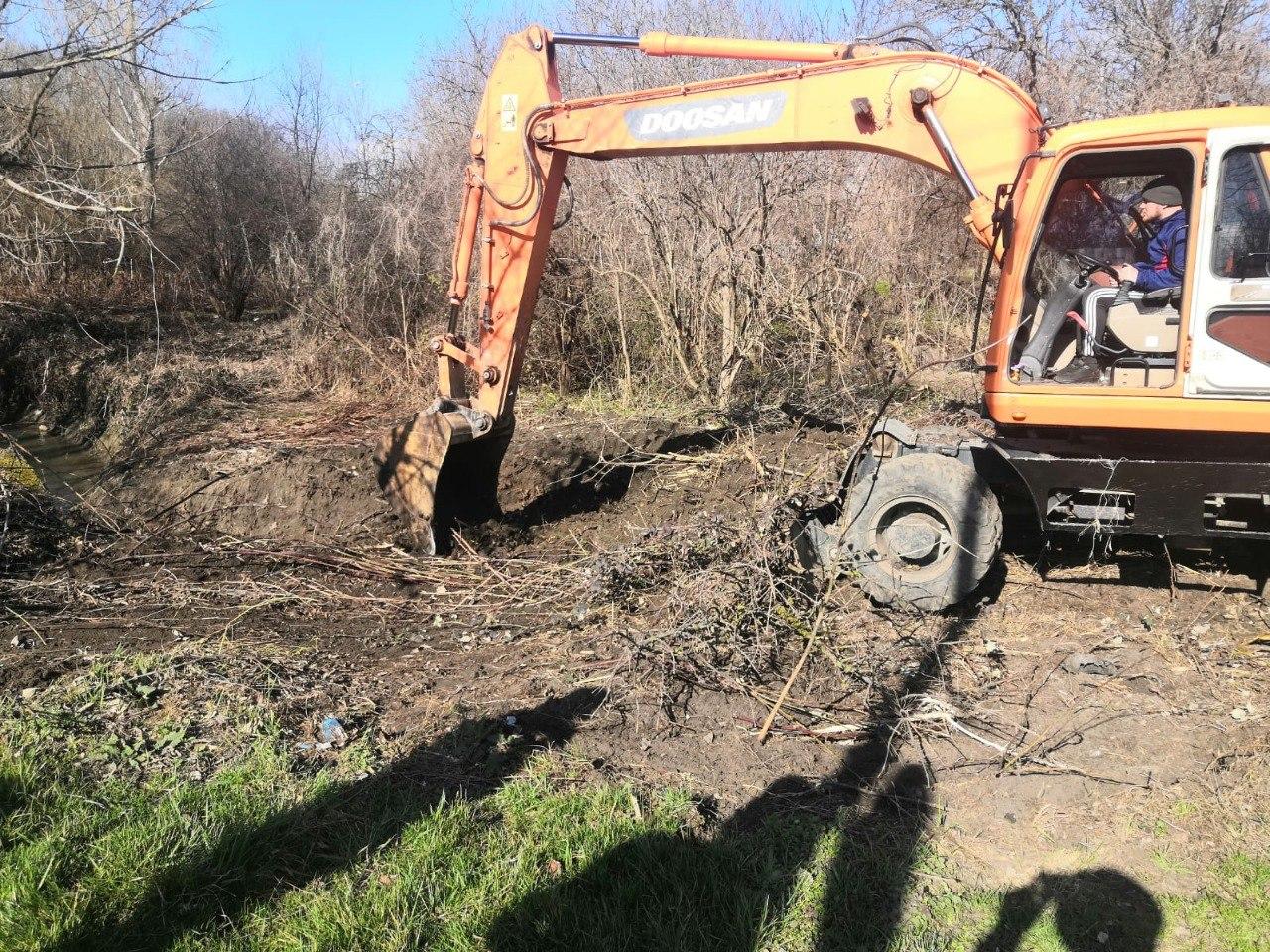 На улице Пригородной в Ставрополе начали строительство дождевой канализации